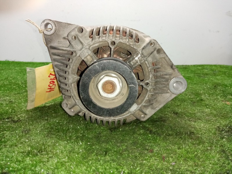 Recambio de alternador para renault laguna (b56) 1.8 referencia OEM IAM 7700857073  110A