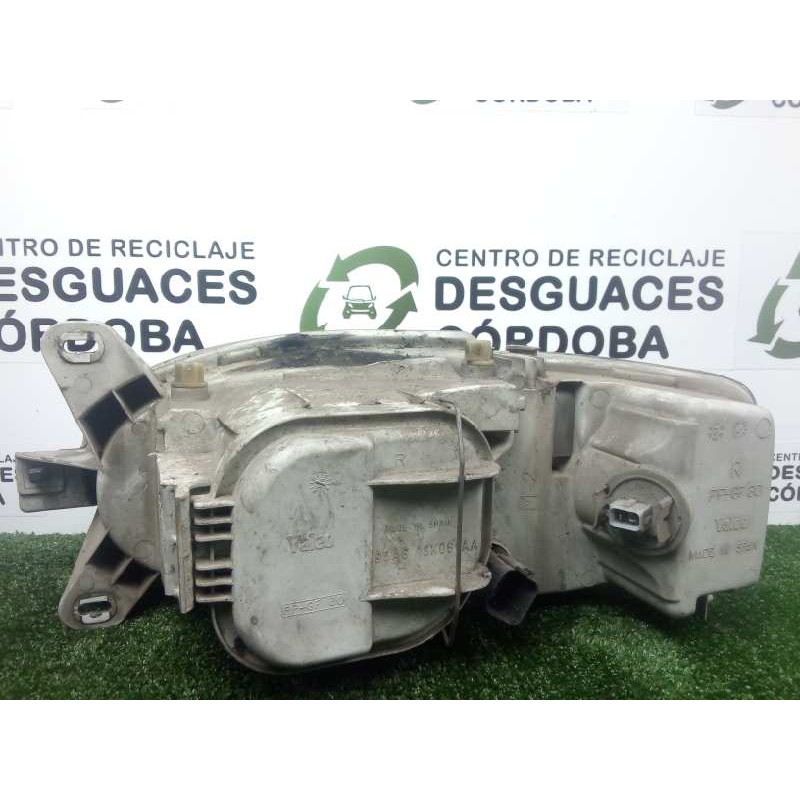 Recambio de faro derecho para ford escort berl./turnier 1.6 16v cat referencia OEM IAM  ESCORT.95 CON.TARA