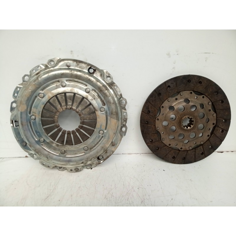 Recambio de kit embrague para bmw serie 3 berlina (e36) 2.5 turbodiesel cat referencia OEM IAM 700131-151211-1431L5-700149PU  