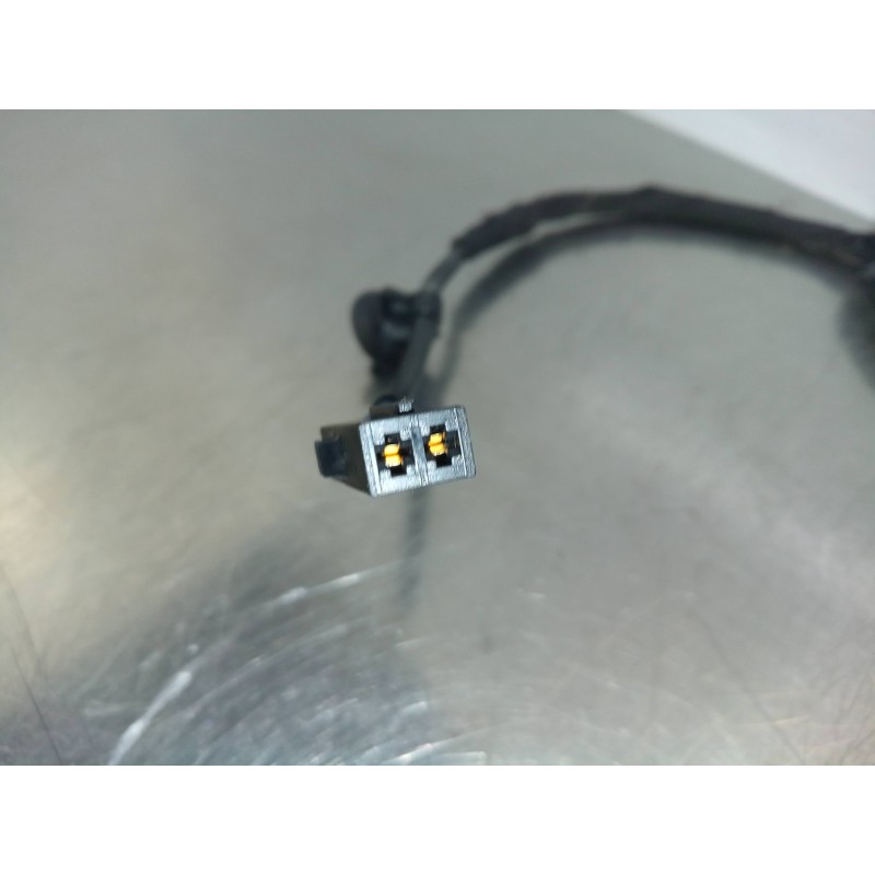 Recambio de enganche cinturon delantero derecho para volkswagen golf vii lim. 1.6 tdi dpf referencia OEM IAM 5G4857756B  