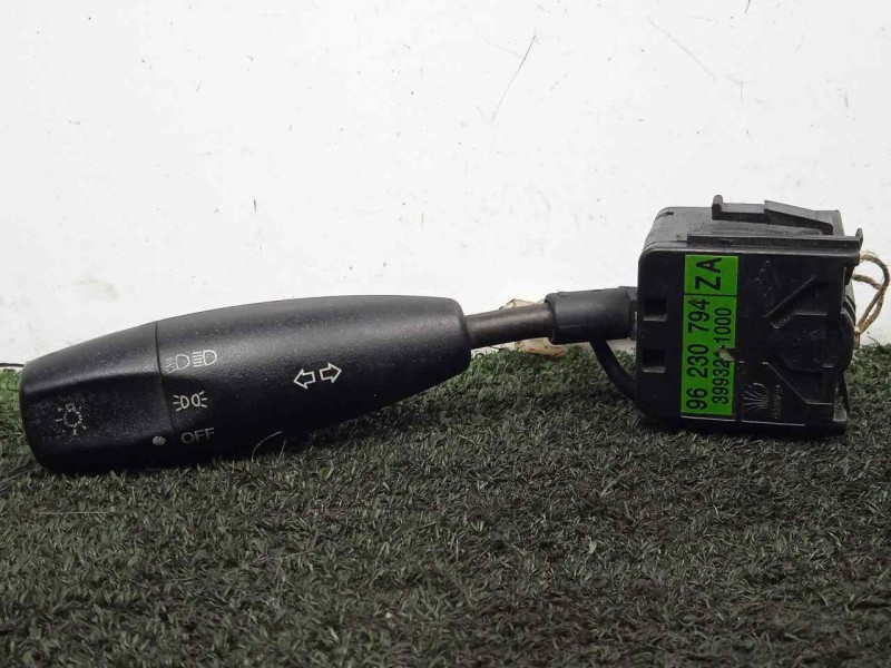 Recambio de mando luces para daewoo lanos referencia OEM IAM 96230794-3993211000  