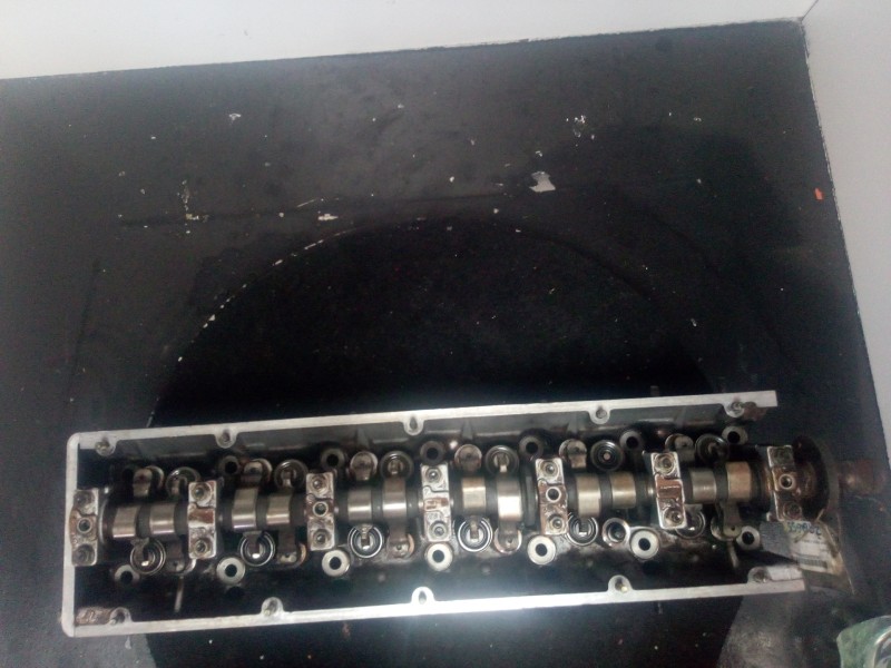 Recambio de culata para bmw serie 7 (e32) 5.0 v12 cat referencia OEM IAM 17137889  DERECHA