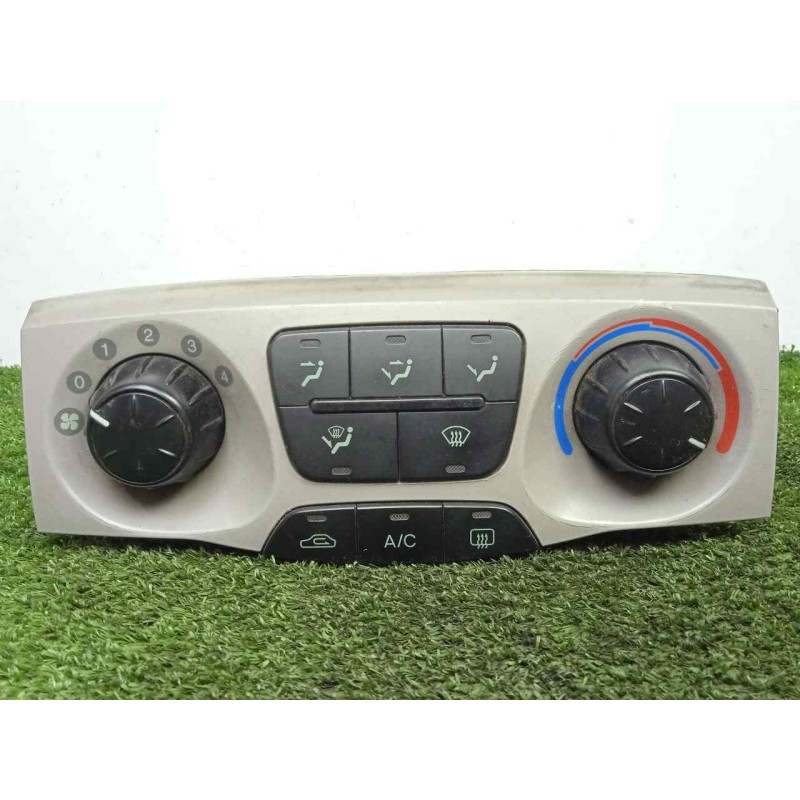 Recambio de mando calefaccion / aire acondicionado para hyundai trajet (fo) 2.0 crdi cat referencia OEM IAM 972503AXXX  