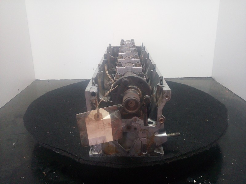 Recambio de culata para bmw serie 7 (e32) 5.0 v12 cat referencia OEM IAM 17137889  DERECHA