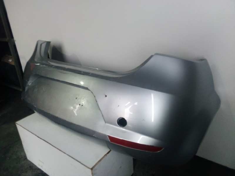 Recambio de paragolpes trasero para seat leon (1p1) 1.9 tdi referencia OEM IAM GRIS  