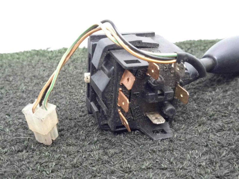 Recambio de mando luces para daewoo nubira berlina referencia OEM IAM 96136057-96149217-96139143-96162879 97-04 