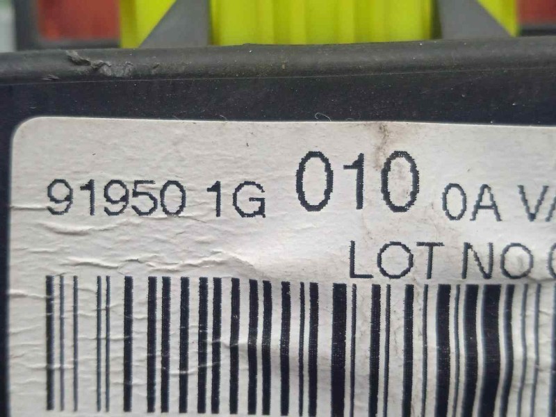 Recambio de caja reles / fusibles para kia rio 1.4 cat referencia OEM IAM 919501G0100A  