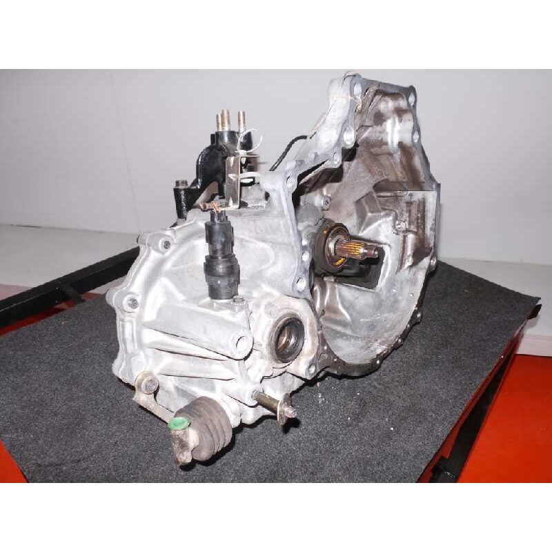 Recambio de caja cambios para kia clarus 2.0 cat referencia OEM IAM K9A2-9K02-102 5 VELOCIDADES MANUAL