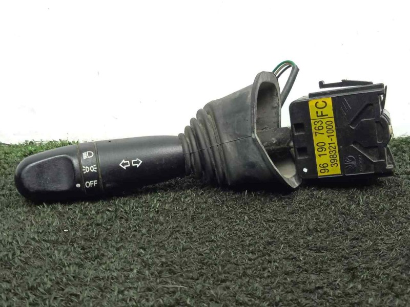 Recambio de mando luces para daewoo nubira berlina 1.6 cat referencia OEM IAM 96190763-3983211000 97-04 