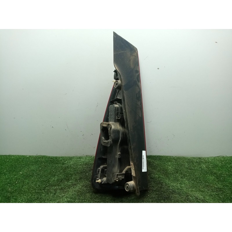 Recambio de piloto trasero derecho para renault espace iv (jk0) 2.2 dci turbodiesel referencia OEM IAM  1.SERIE 