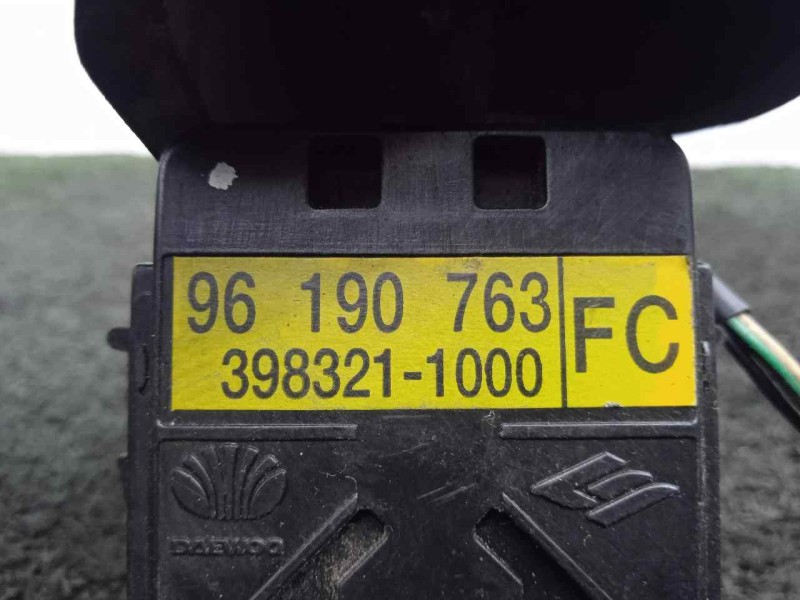 Recambio de mando luces para daewoo nubira berlina 1.6 cat referencia OEM IAM 96190763-3983211000 97-04 