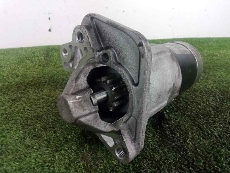 Recambio de motor arranque para renault scenic ii 1.5 dci diesel referencia OEM IAM SINREFERENCIA 12.DIENTES 