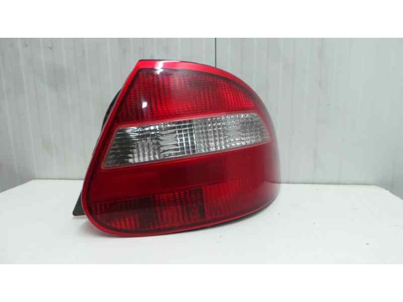 Recambio de piloto trasero derecho para kia clarus 2.0 cat referencia OEM IAM   4.PUERTAS