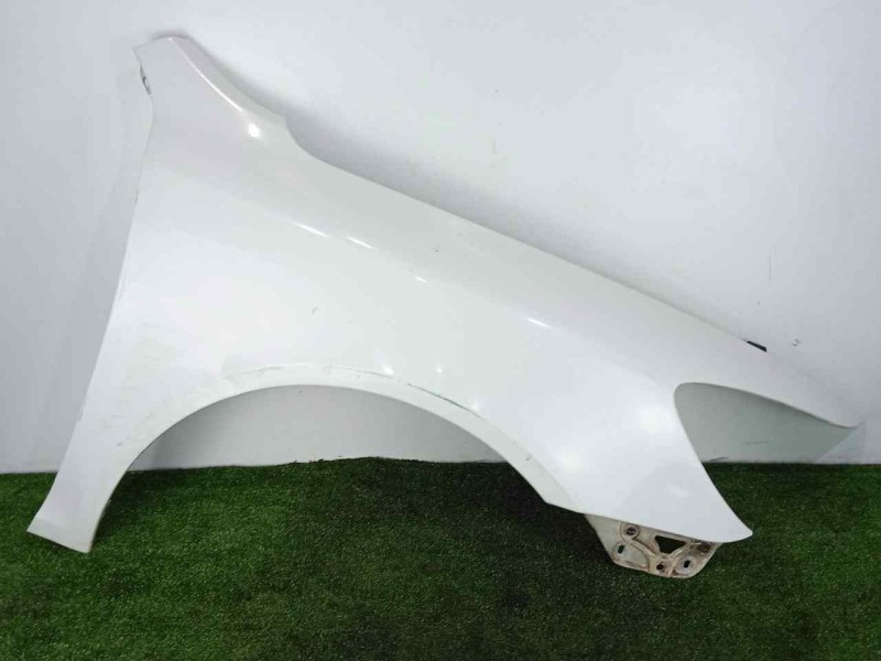 Recambio de aleta delantera derecha para skoda octavia berlina (1z3) 1.6 referencia OEM IAM  09-13 BLANCO