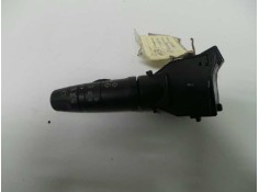 Recambio de mando luces para nissan terrano/terrano.ii (r20) 2.7 turbodiesel referencia OEM IAM 25540-8H702-3204 2.SERIE 2.CONEC