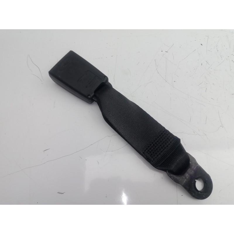 Recambio de enganche cinturon trasero central para ford c-max 2.0 tdci cat referencia OEM IAM AM51R60045AB3YYW  