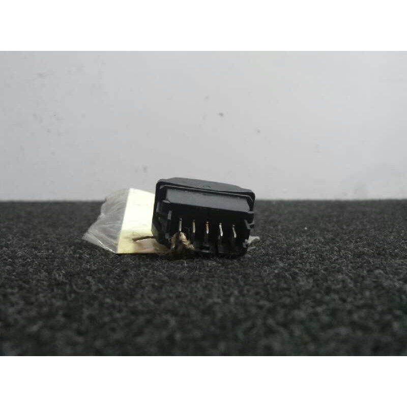 Recambio de mando elevalunas delantero izquierdo para citroën xsara berlina 1.9 diesel referencia OEM IAM   