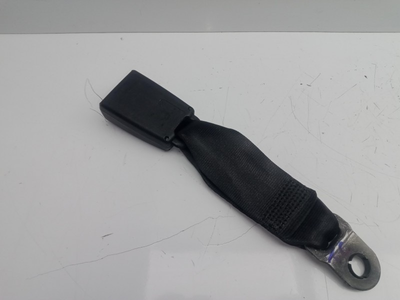 Recambio de enganche cinturon trasero central para ford c-max 2.0 tdci cat referencia OEM IAM AM51R60044BB3YYW  