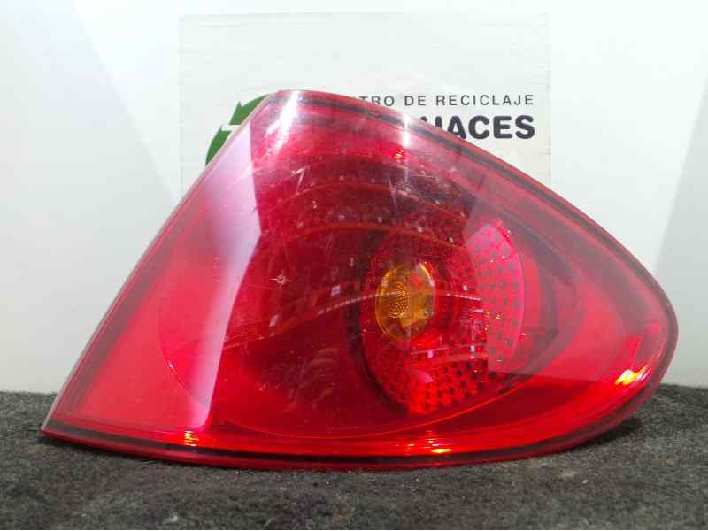 Recambio de piloto trasero derecho para seat toledo (5p2) 1.9 tdi referencia OEM IAM 5P5945096C-5P5945112A  