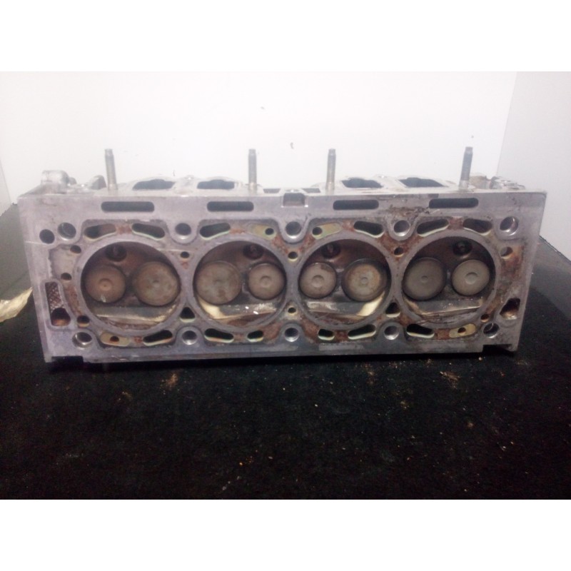 Recambio de culata para citroën xantia berlina 1.6 referencia OEM IAM BFZ  SIN REFERENCIA