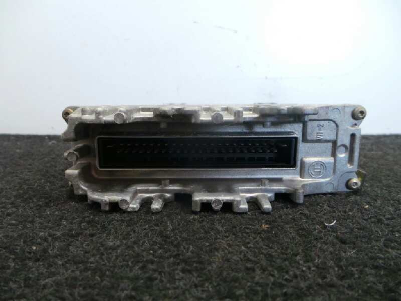 Recambio de centralita motor uce para volkswagen polo berlina (6n1) 1.4 referencia OEM IAM 030906027AA-0261204617-26SA0000  