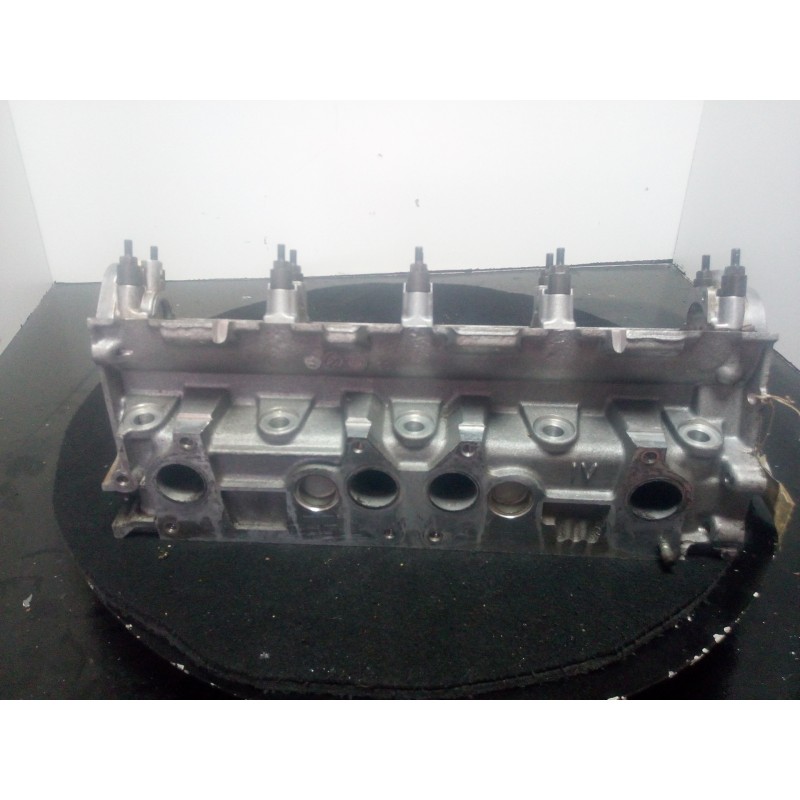 Recambio de culata para citroën xantia berlina 1.6 referencia OEM IAM BFZ  SIN REFERENCIA