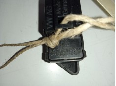 Recambio de interruptor para volkswagen golf vii lim. 1.6 tdi dpf referencia OEM IAM 5G0962125A BLOQUEO.PUERTAS 4.PINES 2