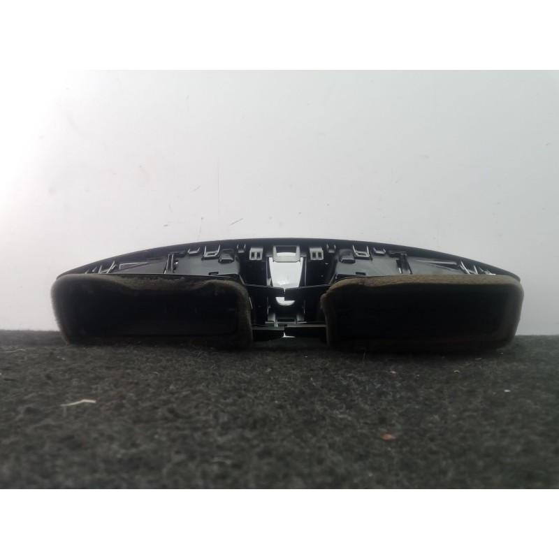 Recambio de aireador delantero central para renault scenic iii 1.5 dci diesel fap referencia OEM IAM 682600031R-1019250  