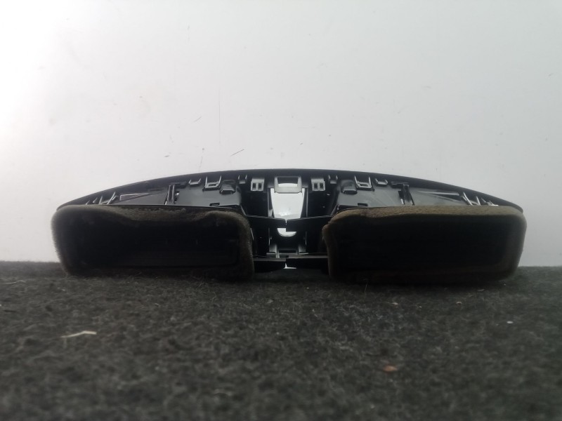 Recambio de aireador delantero central para renault scenic iii 1.5 dci diesel fap referencia OEM IAM 682600031R-1019250  