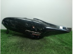 Recambio de carenado derecho para honda forza 250 250 c.c referencia OEM IAM 83400KSVD20ZA CON.TARAS 