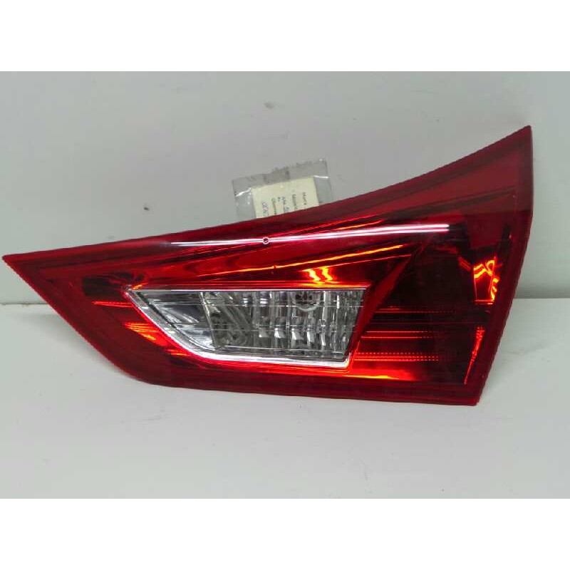 Recambio de piloto trasero derecho interior para toyota auris 1.4 turbodiesel cat referencia OEM IAM  INTERIOR 