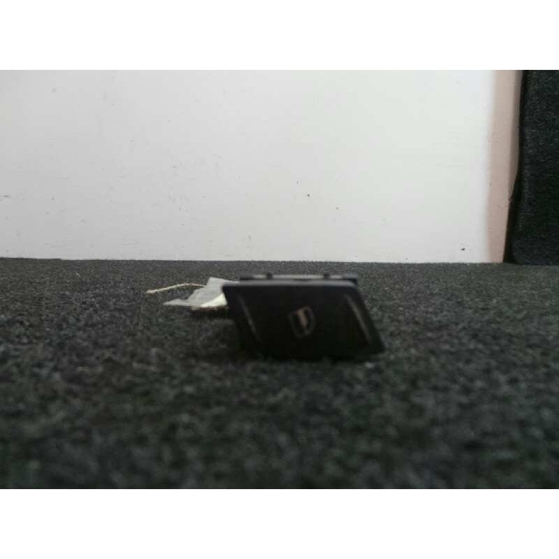 Recambio de mando elevalunas trasero izquierdo para skoda octavia berlina (1z3) active referencia OEM IAM 1Z09598552784  