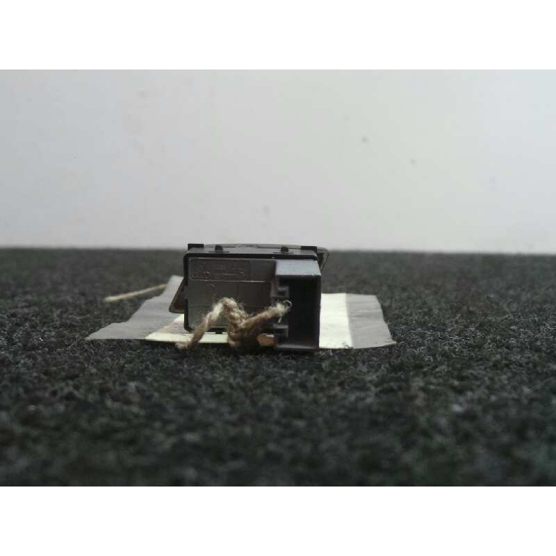 Recambio de mando elevalunas trasero izquierdo para skoda octavia berlina (1z3) active referencia OEM IAM 1Z09598552784  