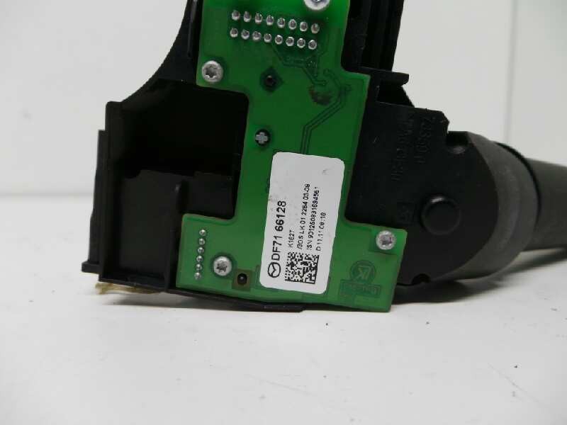 Recambio de mando limpia para mazda 2 lim. (de) 1.3 active (5-ptas.) (55kw) referencia OEM IAM DF7166128  