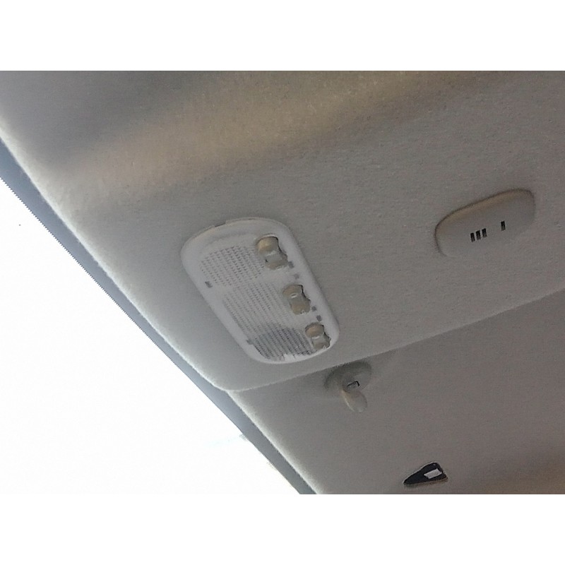 Recambio de luz interior para nissan juke (f15) 1.2 16v cat referencia OEM IAM   