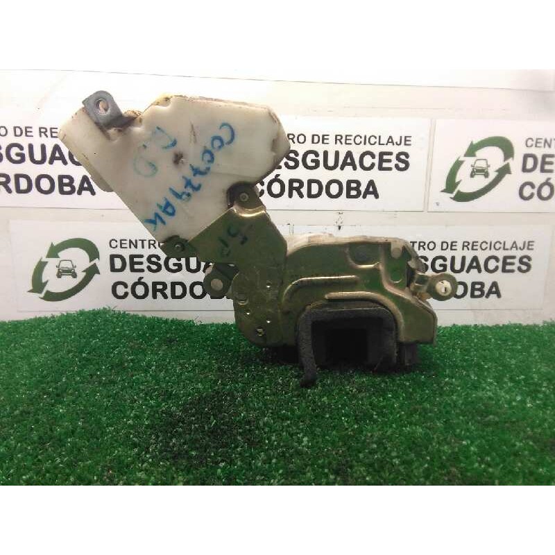 Recambio de cerradura puerta delantera derecha para nissan terrano/terrano.ii (r20) 2.7 turbodiesel referencia OEM IAM  5.PUERTA