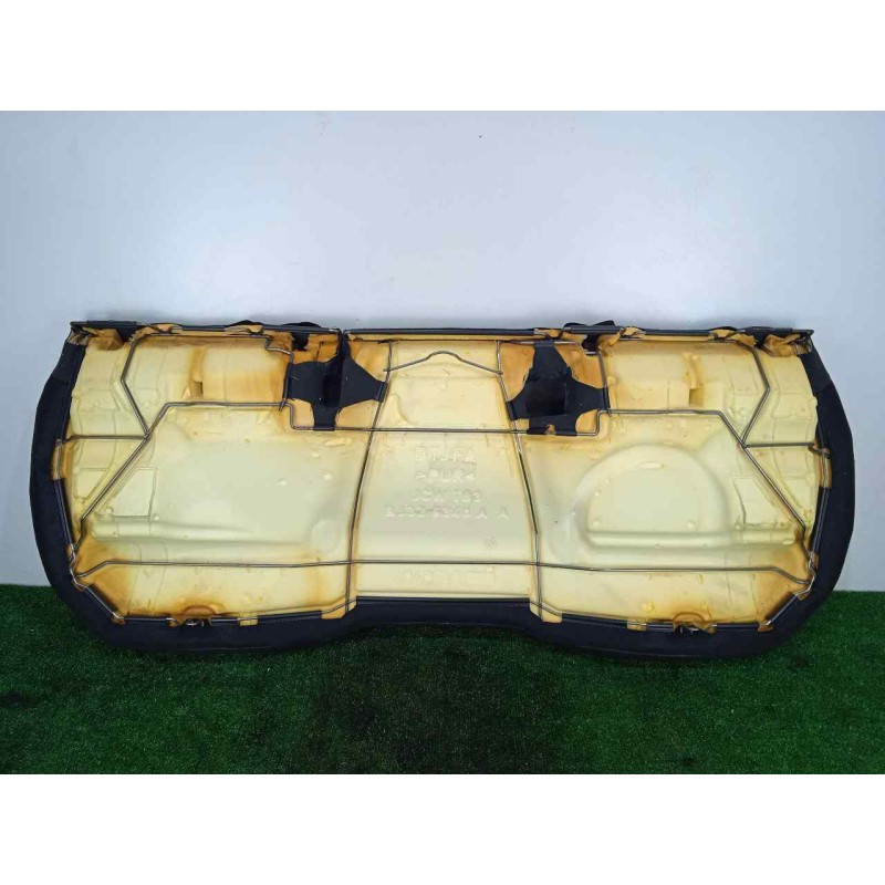 Recambio de asientos traseros para land rover evoque 2.2 td4 cat referencia OEM IAM SINREFERENCIA CUERO CULO