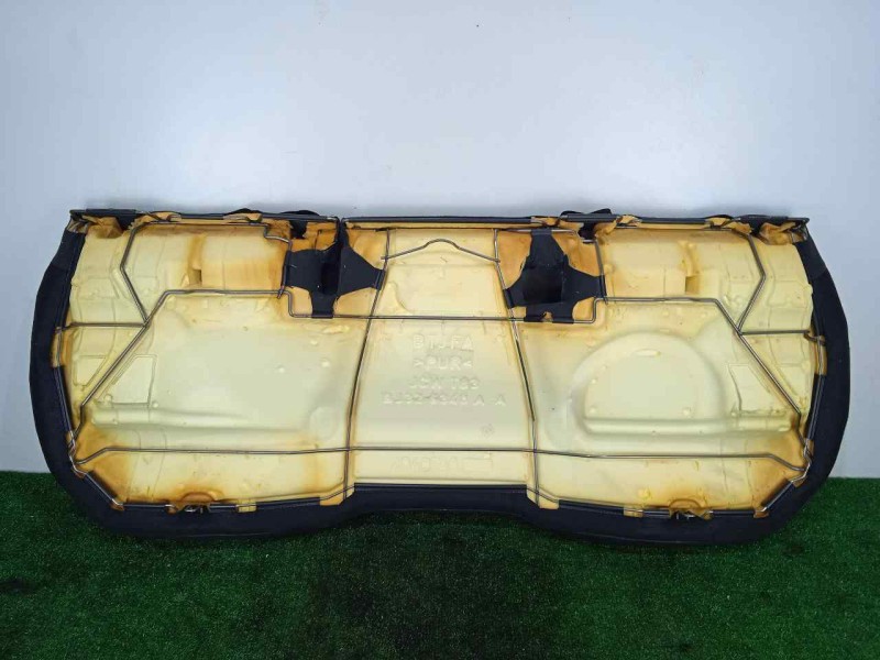 Recambio de asientos traseros para land rover evoque 2.2 td4 cat referencia OEM IAM SINREFERENCIA CUERO CULO