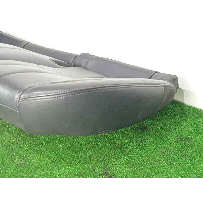 Recambio de asientos traseros para land rover evoque 2.2 td4 cat referencia OEM IAM SINREFERENCIA CUERO CULO