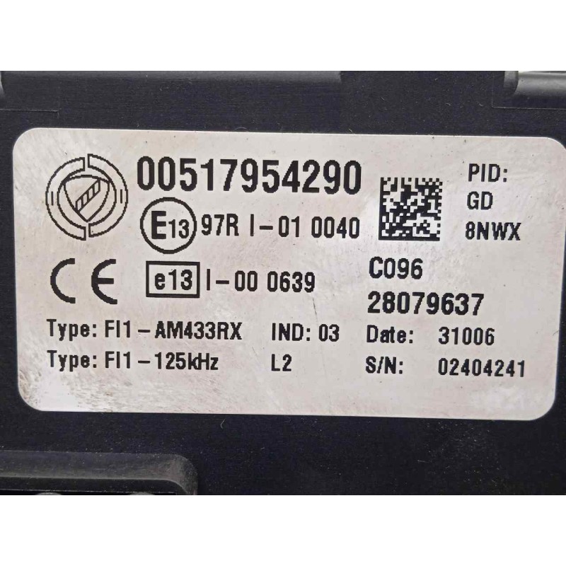 Recambio de caja reles / fusibles para fiat grande punto (199) 1.4 referencia OEM IAM 51795429-00517954290-28079637  