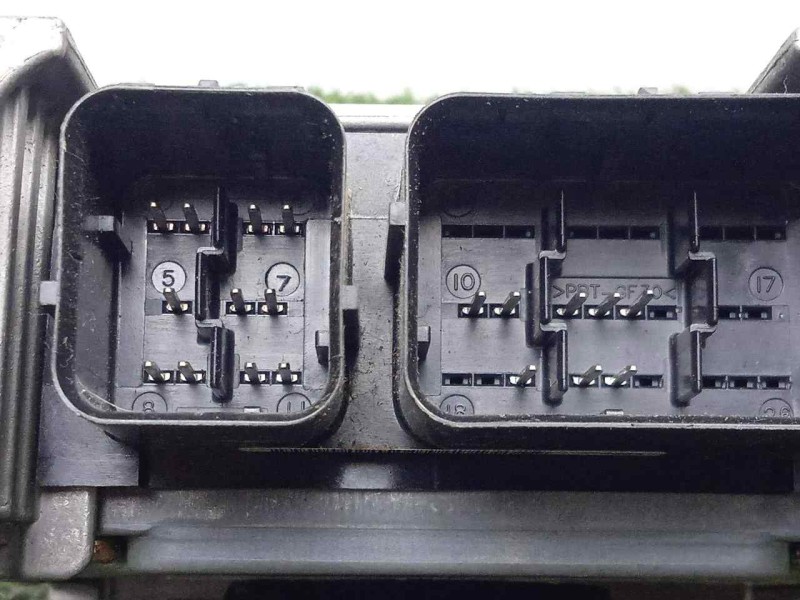 Recambio de centralita airbag para ford puma (cce) 1.7 16v cat referencia OEM IAM 0285001392-670013073801  