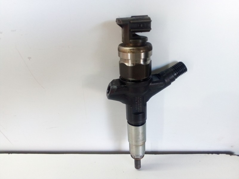 Recambio de inyector para subaru forester s12 2.0 diesel cat referencia OEM IAM 16613AA020-7890  