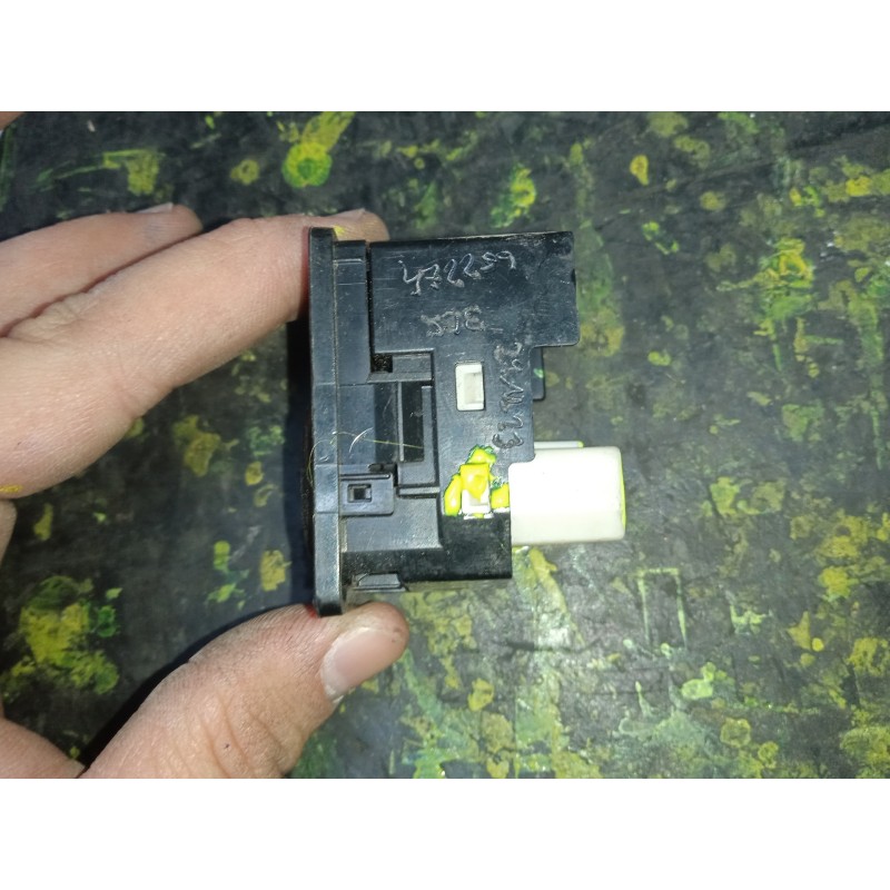 Recambio de mando retrovisor para toyota avensis verso (m20) 2.0 turbodiesel cat referencia OEM IAM 769746B-183574  