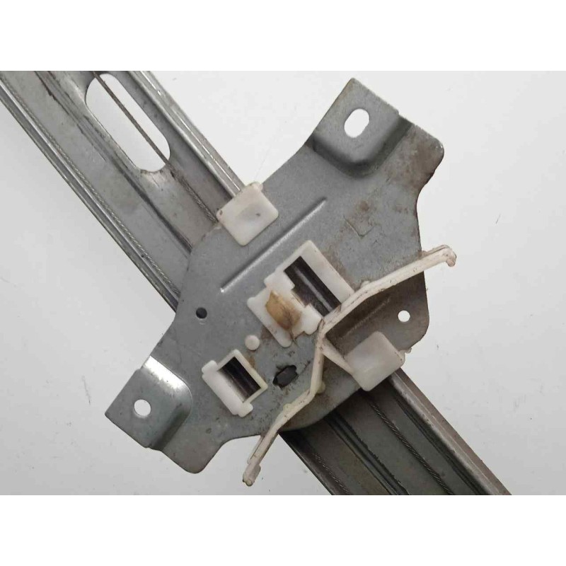 Recambio de elevalunas delantero izquierdo para kia clarus 2.0 cat referencia OEM IAM  ELECTRICO - 2.PINES CON.MOTOR - 5.PUERTAS