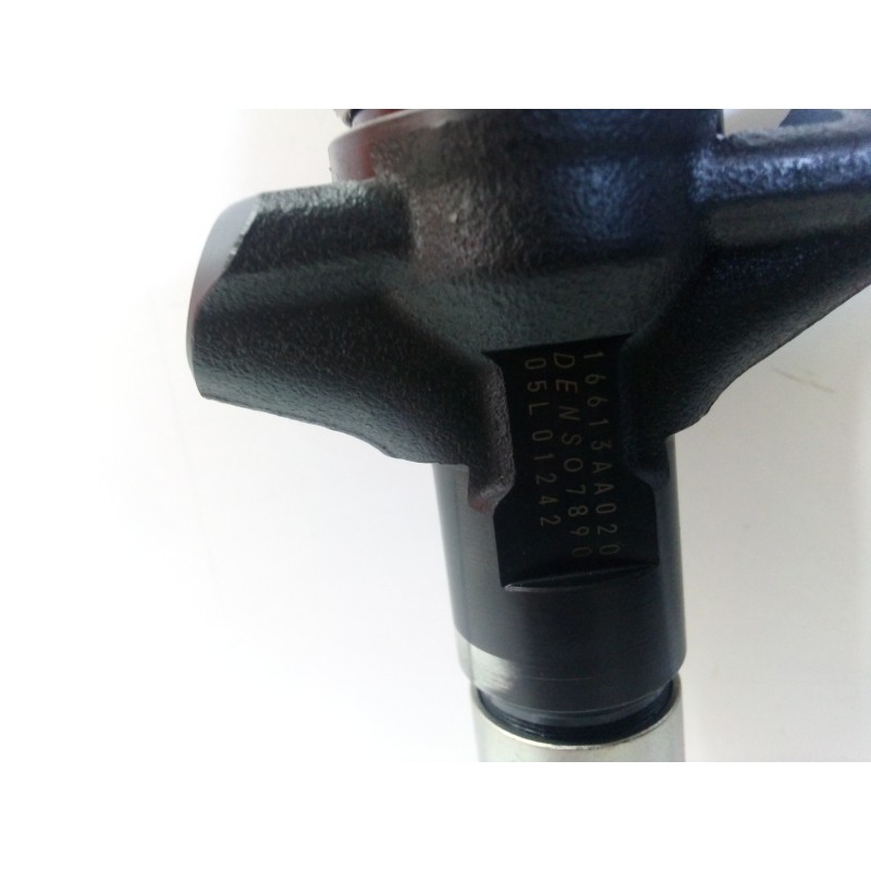 Recambio de inyector para subaru forester s12 2.0 diesel cat referencia OEM IAM 16613AA020-7890  