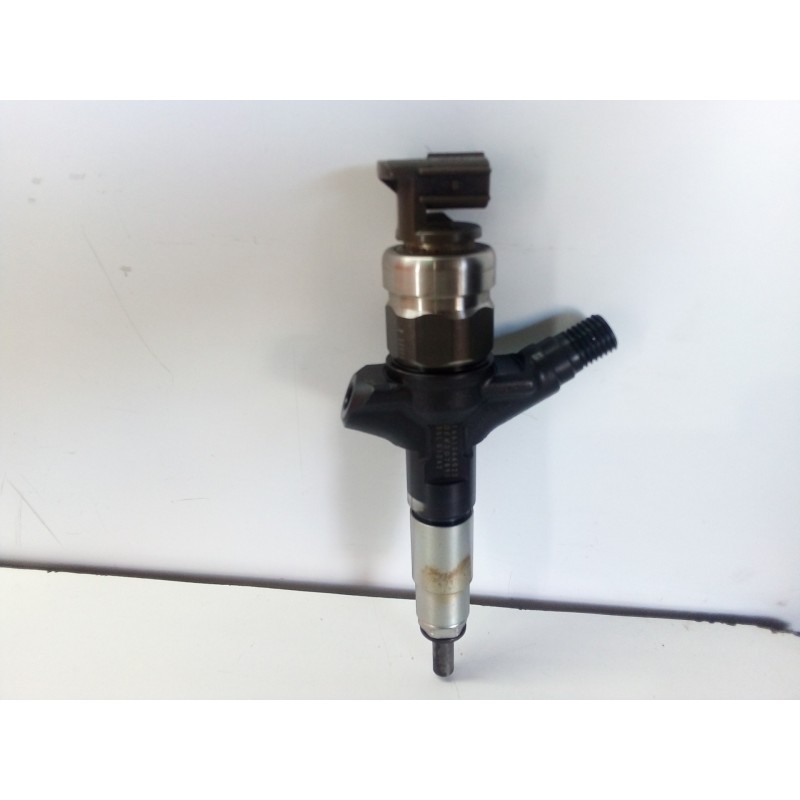 Recambio de inyector para subaru forester s12 2.0 diesel cat referencia OEM IAM 16613AA020-7890  
