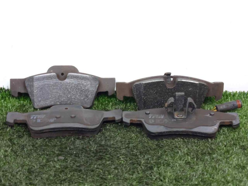 Recambio de pastillas frenos traseras para mercedes-benz clase m (w164) 3.0 cdi cat referencia OEM IAM NOTIENEREFERENCIA NO TIEN