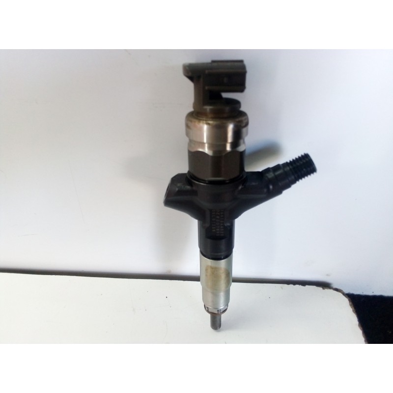 Recambio de inyector para subaru forester s12 2.0 diesel cat referencia OEM IAM 16613AA020-7890  