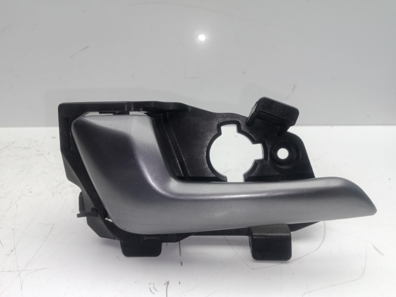 Recambio de maneta interior delantera izquierda para kia rio 1.2 cat referencia OEM IAM 826101W010  