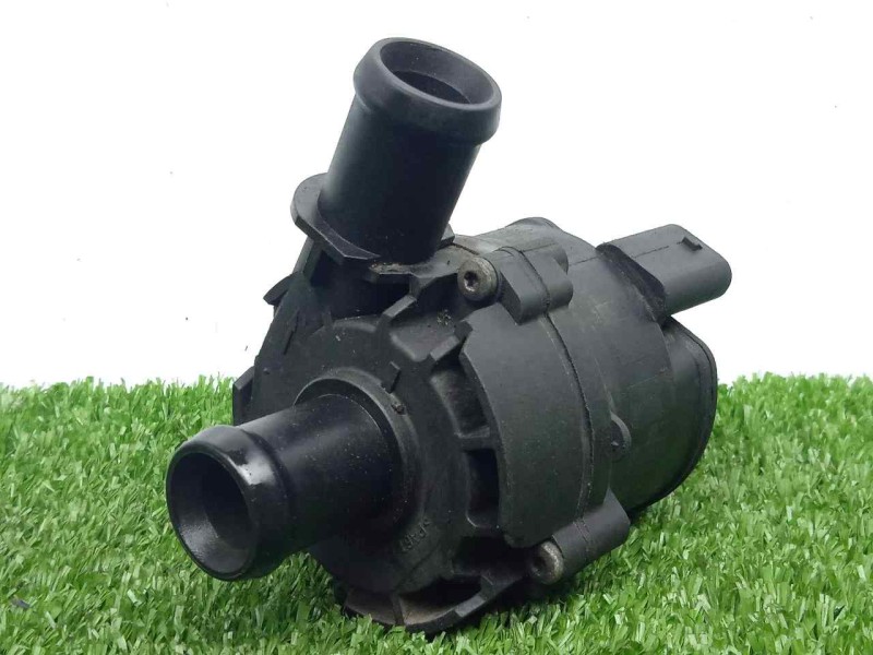 Recambio de bomba agua para skoda fabia combi 1.4 tdi dpf referencia OEM IAM 5C0965567  